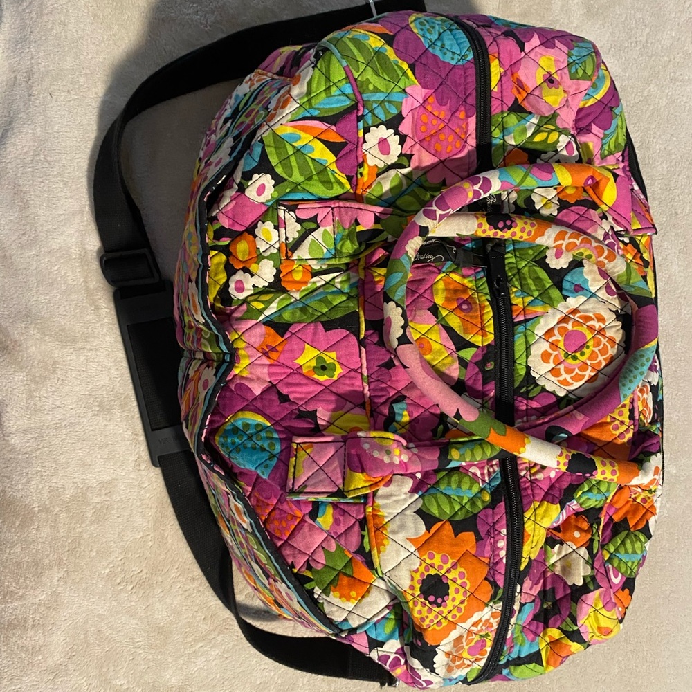 Vera Bradley travel bag